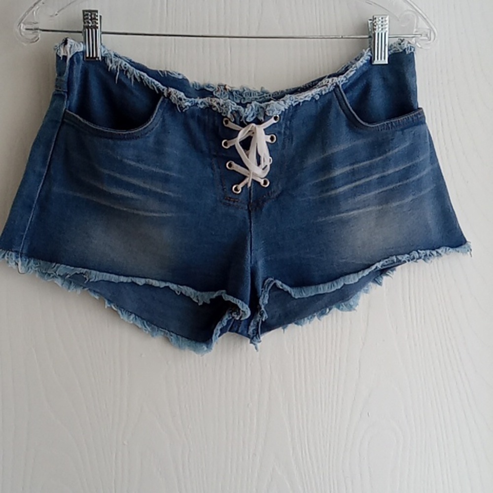 Chicos | Ultra High Fringe Denim Shorts - Picture 1 of 4
